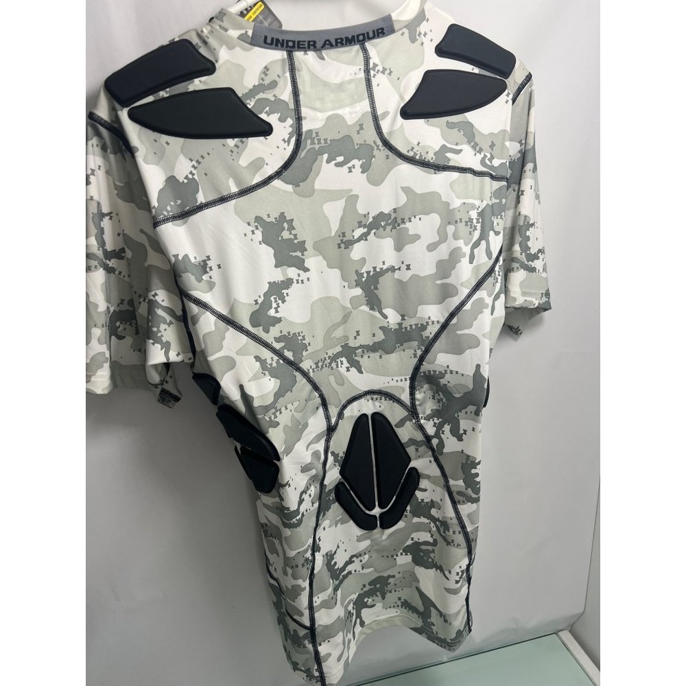 Under Armour Men Compression Base layer Shirt 5-Pad Camo Football L Large XL New